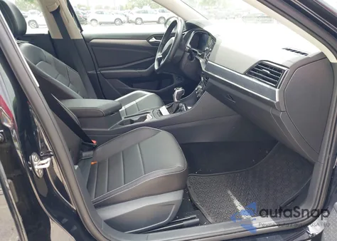 2023 Volkswagen Jetta 1.5T Se from USA, damaged, VIN 3VW7M7BU3PM037141